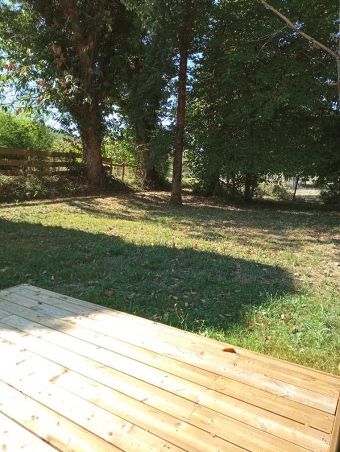 Chambre Au Calme Entouree Par La Nature. Saint-Leon-sur-Vezere Kültér fotó