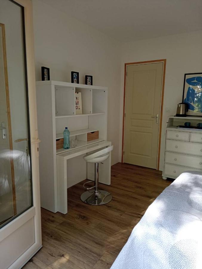 Chambre Au Calme Entouree Par La Nature. Saint-Leon-sur-Vezere Kültér fotó